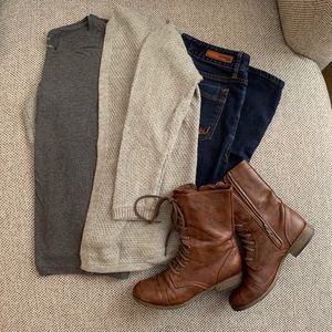 *LISTING PENDING* Banana Republic Timeless Tee: Size Small 🍌